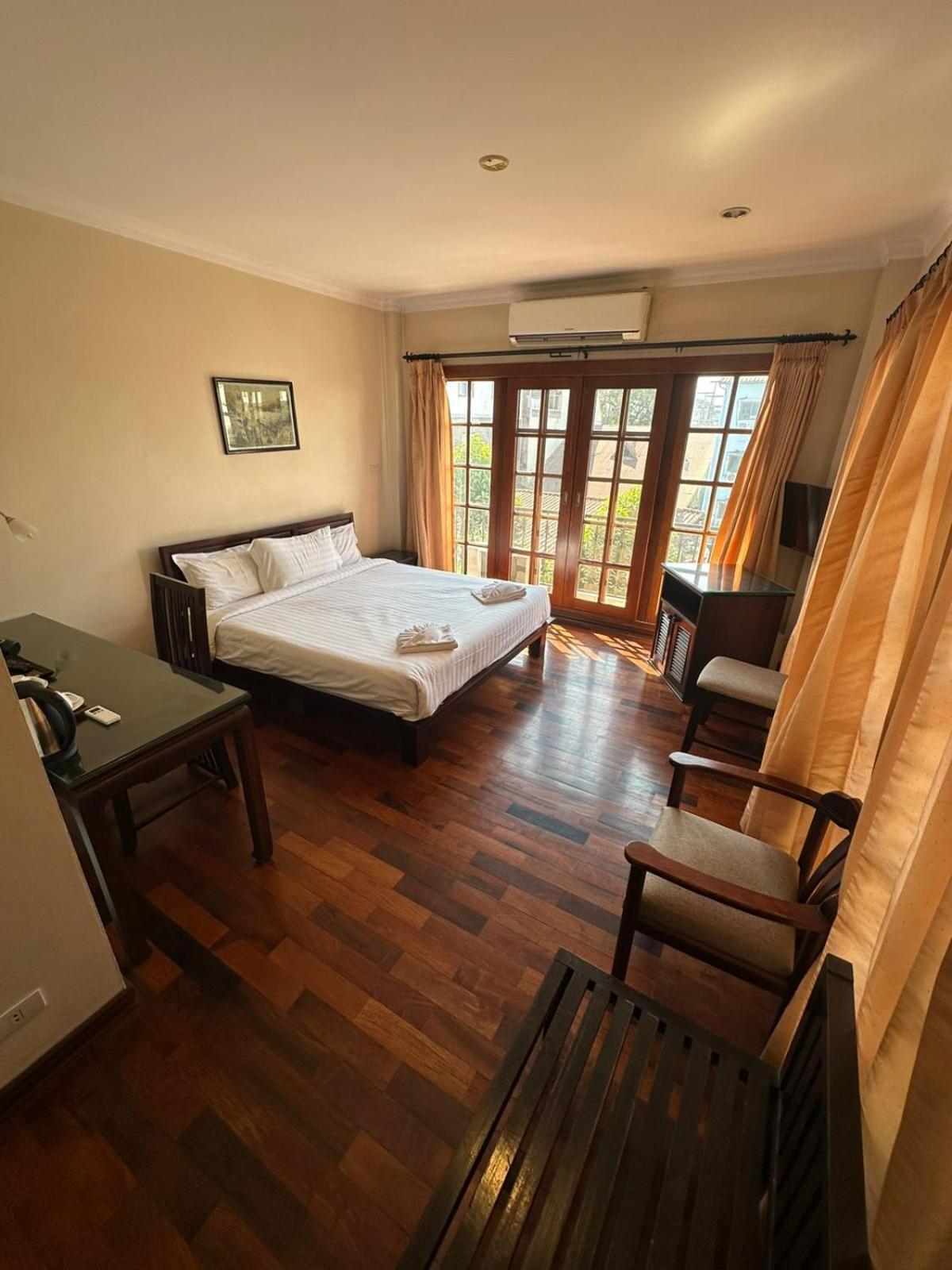 Lanxang Korea Hotel 万象 外观 照片